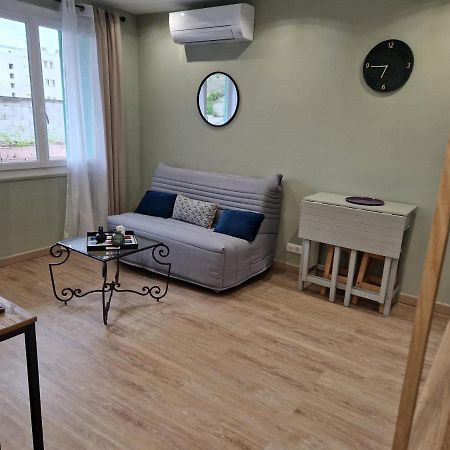 Appartement Ajaccio Climatise 4 Personnes Parking Gratuit Esterno foto